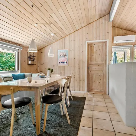 Сasa de vacaciones Stunning In With Sauna *