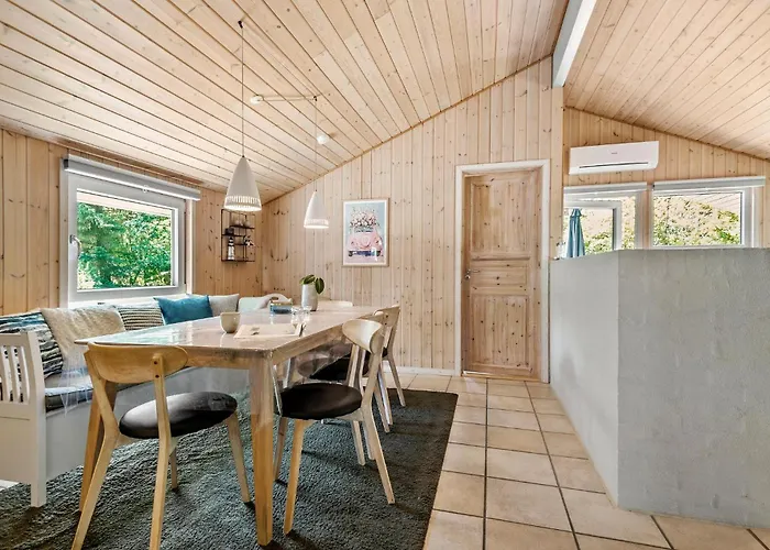 Dom wakacyjny Stunning In With Sauna *
